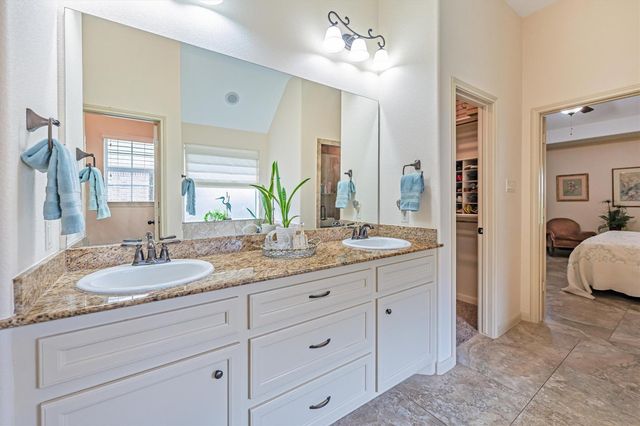 136 Racetrack Lane, Montgomery, TX 77356