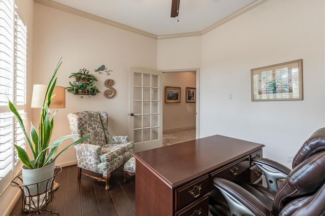 136 Racetrack Lane, Montgomery, TX 77356