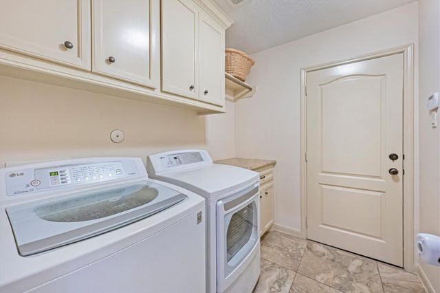 136 Racetrack Lane, Montgomery, TX 77356