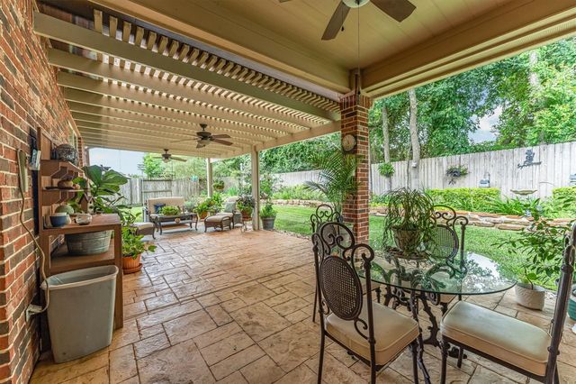136 Racetrack Lane, Montgomery, TX 77356