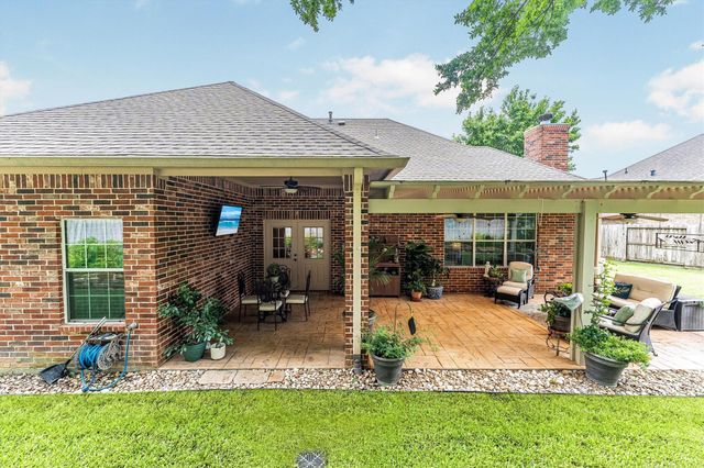 136 Racetrack Lane, Montgomery, TX 77356