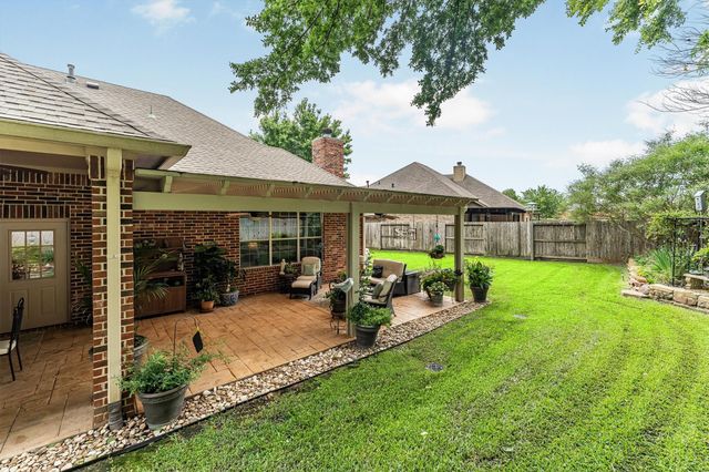 136 Racetrack Lane, Montgomery, TX 77356