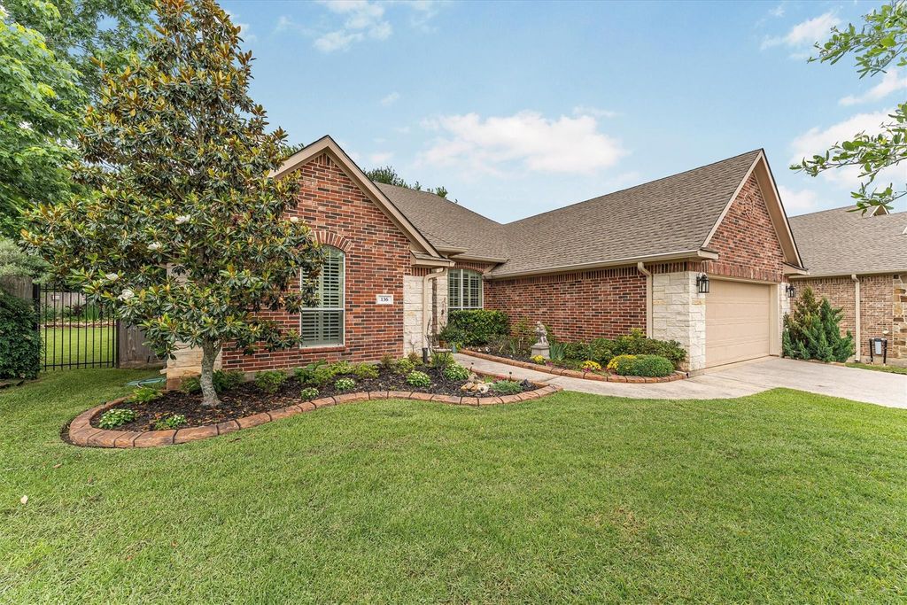 136 Racetrack Lane, Montgomery, TX 77356