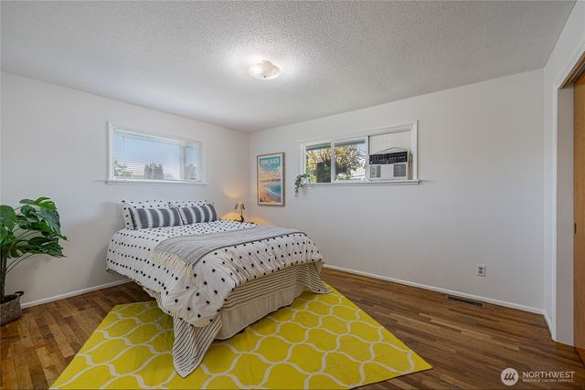 5236 S Thompson Avenue, Tacoma, WA 98408