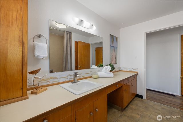 5236 S Thompson Avenue, Tacoma, WA 98408