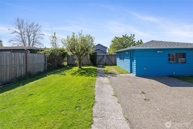 5236 S Thompson Avenue, Tacoma, WA 98408