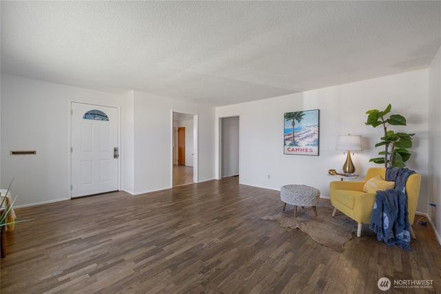 5236 S Thompson Avenue, Tacoma, WA 98408