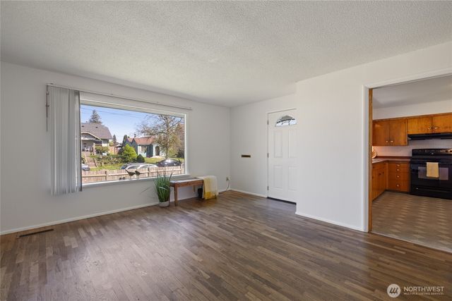 5236 S Thompson Avenue, Tacoma, WA 98408
