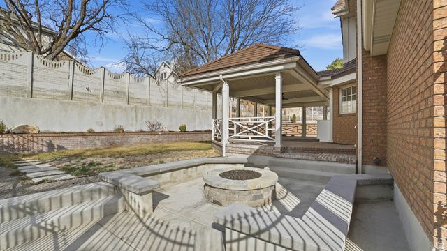 150 W WESTVIEW CIR, Orem, UT 84058