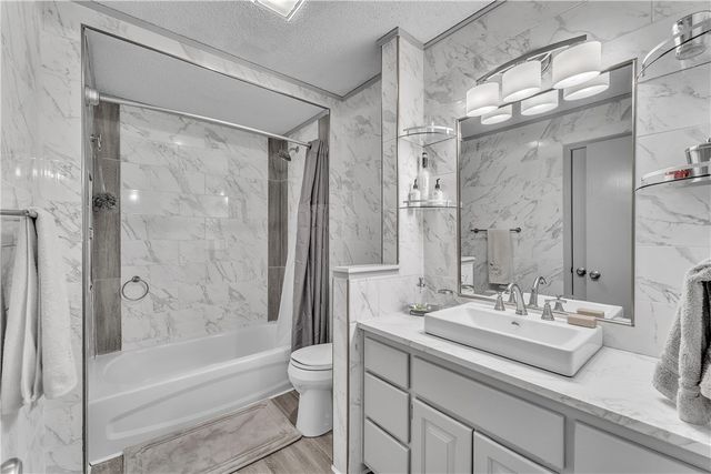 17 Yarmouth Drive, Bella Vista, AR 72715