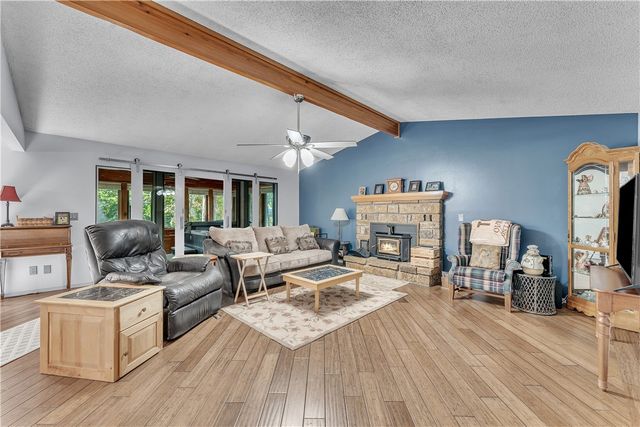 17 Yarmouth Drive, Bella Vista, AR 72715