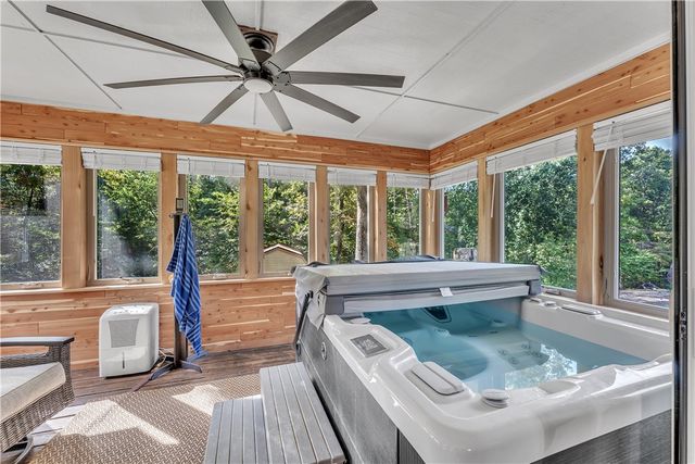 17 Yarmouth Drive, Bella Vista, AR 72715