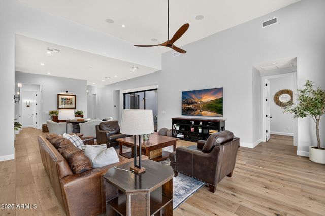 3731 E BOOT TRACK Trail, Gilbert, AZ 85296