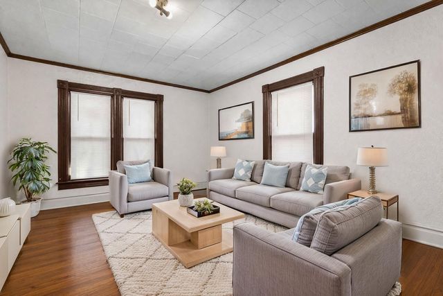 219 Rome Avenue, Rockford, IL 61107