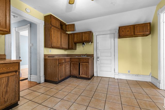 219 Rome Avenue, Rockford, IL 61107