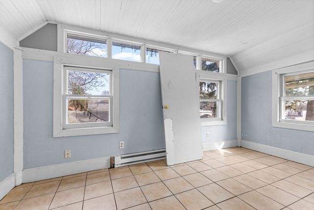 219 Rome Avenue, Rockford, IL 61107