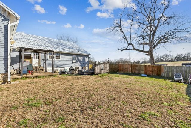 251 Gibbs Ln, Gallatin, TN 37066