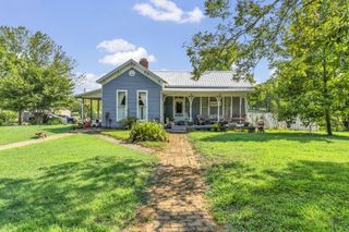 251 Gibbs Ln, Gallatin, TN 37066