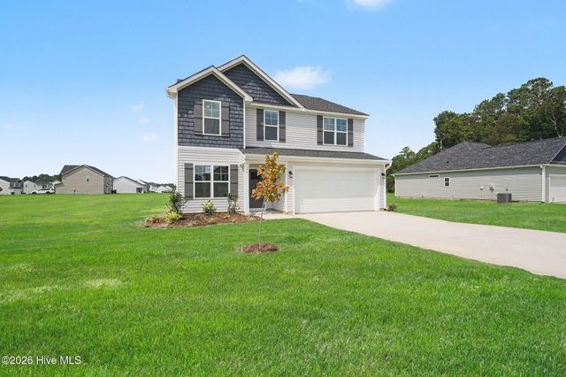 26 Baxley Drive, Dunn, NC 28334