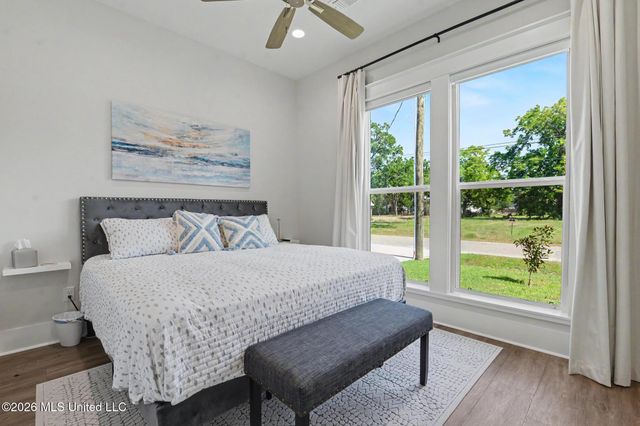 216 Ballentine Street, Bay Saint Louis, MS 39520
