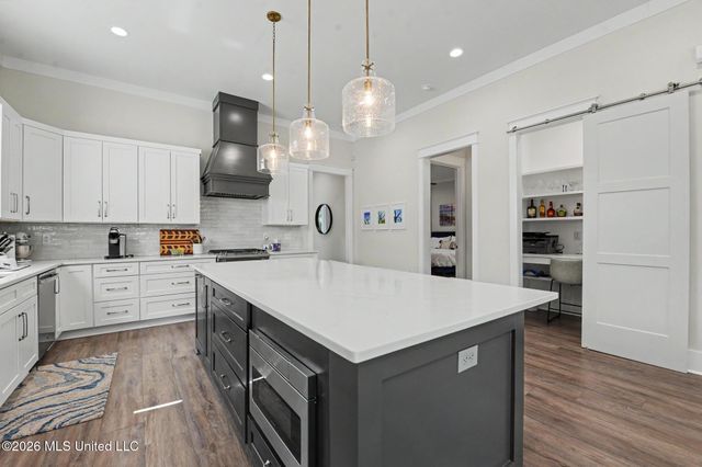 216 Ballentine Street, Bay Saint Louis, MS 39520