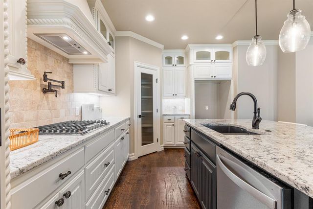 15509 Bergman Circle, Edmond, OK 73013