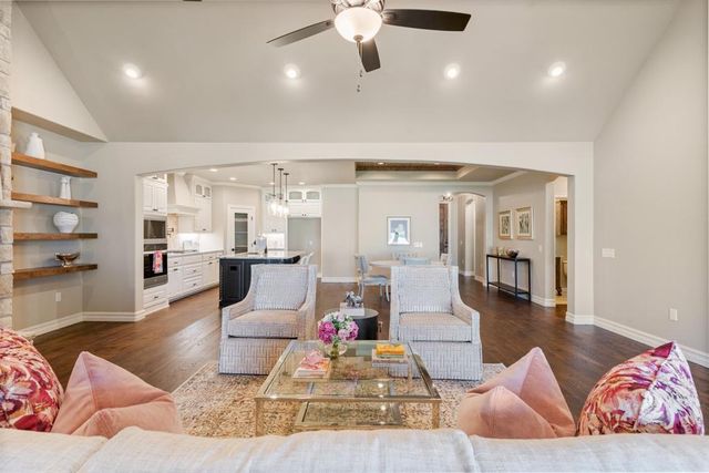 15509 Bergman Circle, Edmond, OK 73013