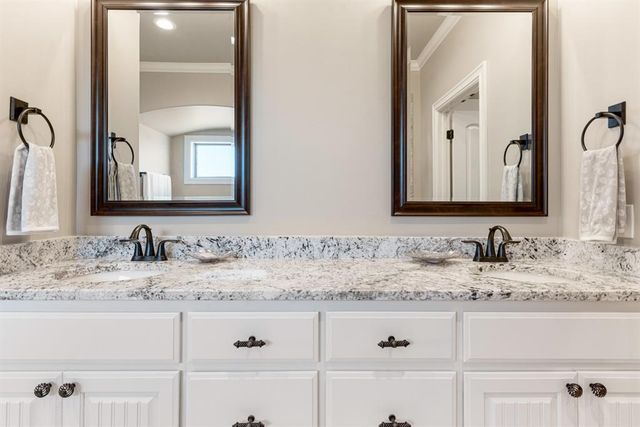 15509 Bergman Circle, Edmond, OK 73013