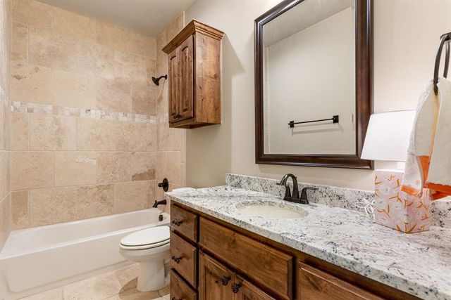 15509 Bergman Circle, Edmond, OK 73013
