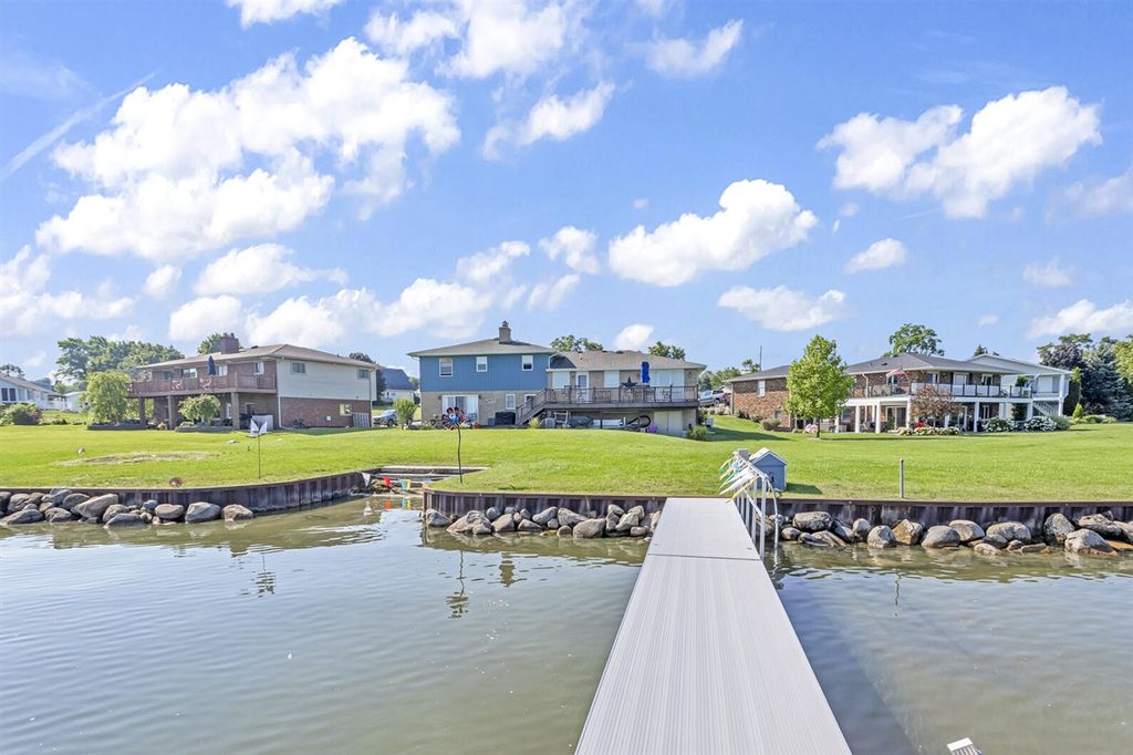 6358 Kelley Road, Brooklyn, MI 49230