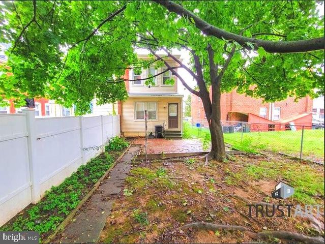 518 SOLLY AVE, Philadelphia, PA 19111