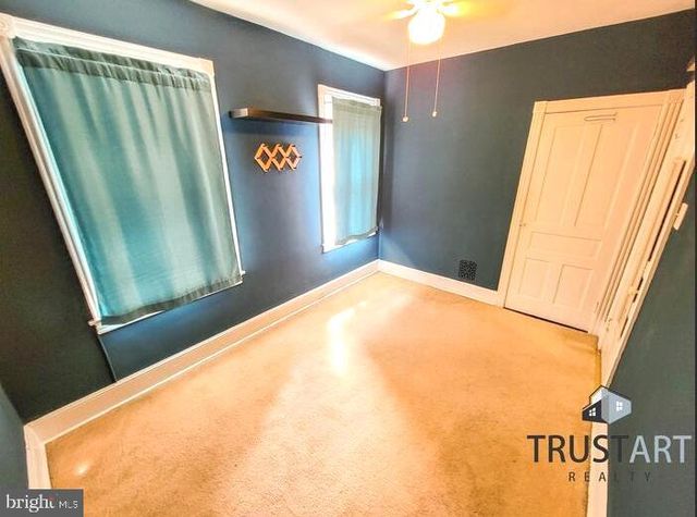 518 SOLLY AVE, Philadelphia, PA 19111