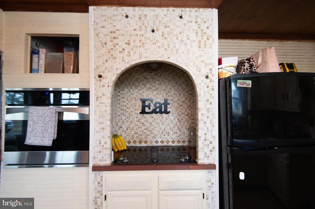 2537 OLD HOUSE POINT RD, Fishing Creek, MD 21634