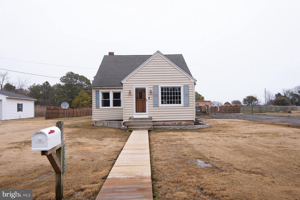 2537 OLD HOUSE POINT RD, Fishing Creek, MD 21634