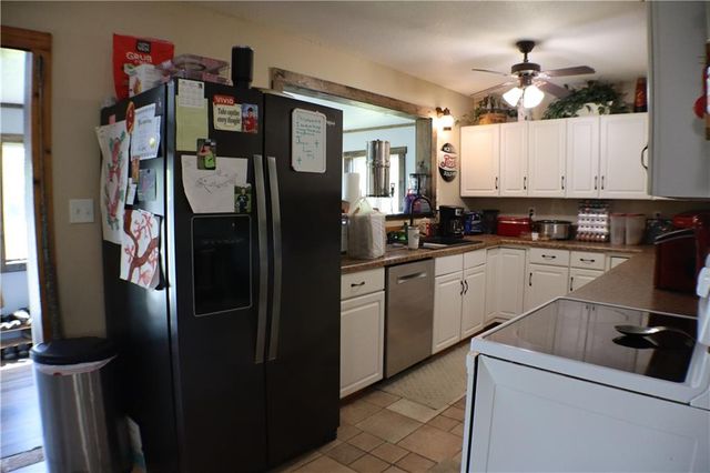 32301 E State Route B Highway, Garden City, MO 64747