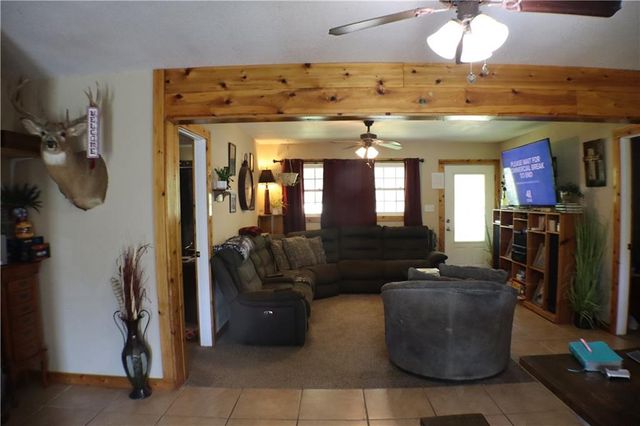 32301 E State Route B Highway, Garden City, MO 64747