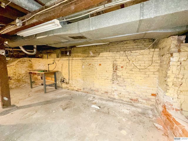 1342 E 5th Street, Fremont, NE 68025