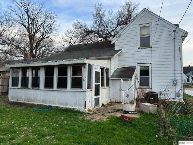 1342 E 5th Street, Fremont, NE 68025