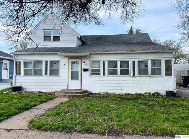1342 E 5th Street, Fremont, NE 68025