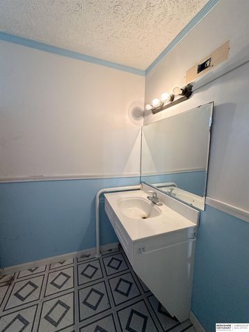 1342 E 5th Street, Fremont, NE 68025
