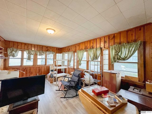 1342 E 5th Street, Fremont, NE 68025