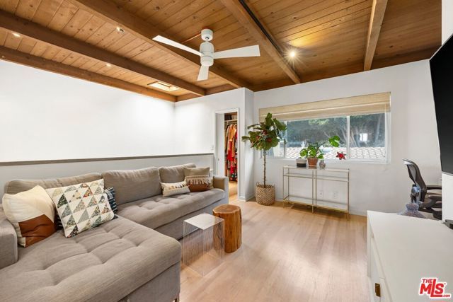 1552 Harvard Street 3, Santa Monica, CA 90404
