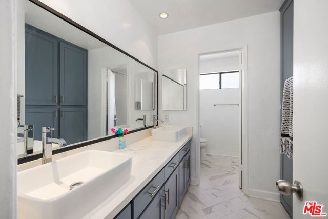 1552 Harvard Street 3, Santa Monica, CA 90404