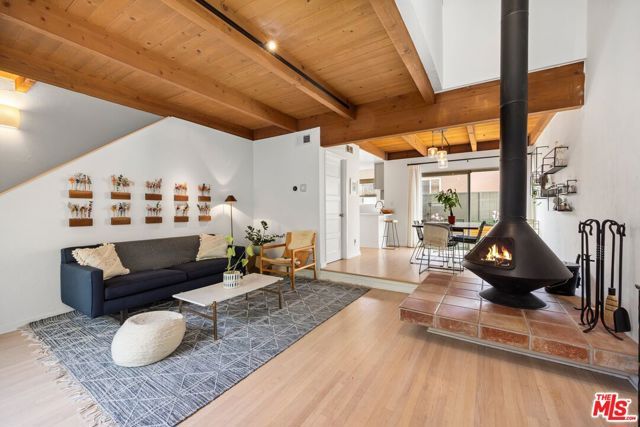1552 Harvard Street 3, Santa Monica, CA 90404