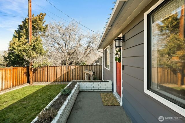 1411 Maiden Lane, Wenatchee, WA 98801