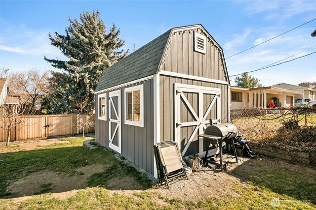 1411 Maiden Lane, Wenatchee, WA 98801