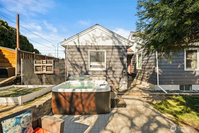 1411 Maiden Lane, Wenatchee, WA 98801