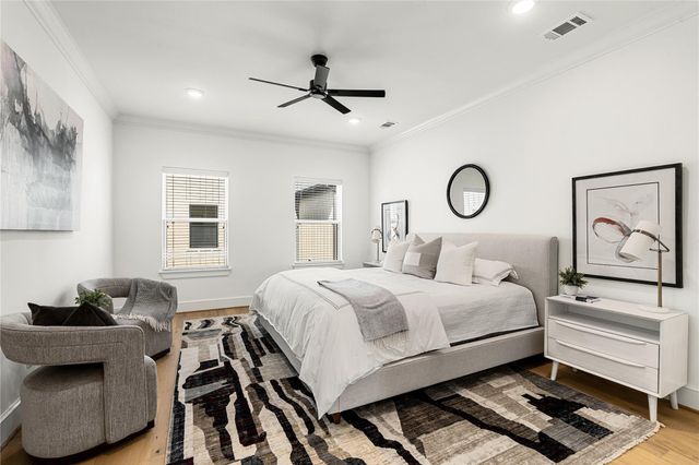 1614 Ojeman Road E, Houston, TX 77055