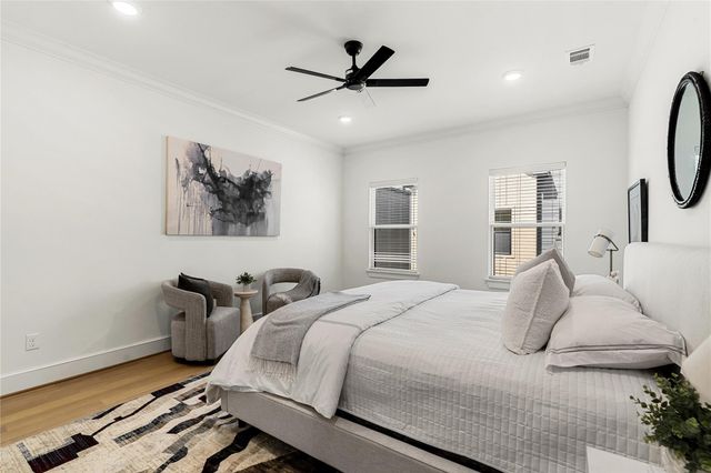 1614 Ojeman Road E, Houston, TX 77055