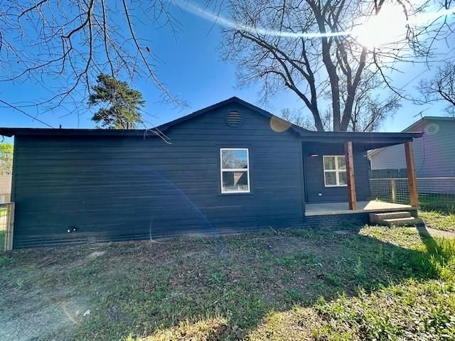 314 E Madison Street, Overton, TX 75684